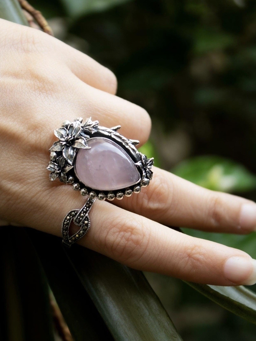 Sterling Silver Floral Teardrop Rose Quartz Ring - Pink